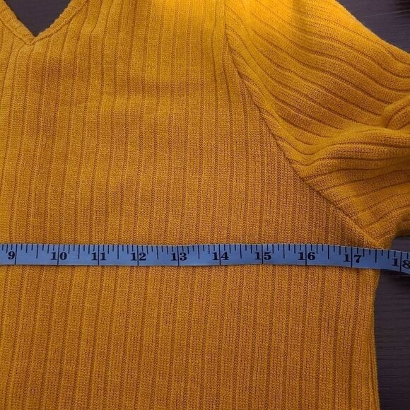 Golden Yellow Button Back Ruffle Sleeve Sweater Sz M - Picture 8 of 11